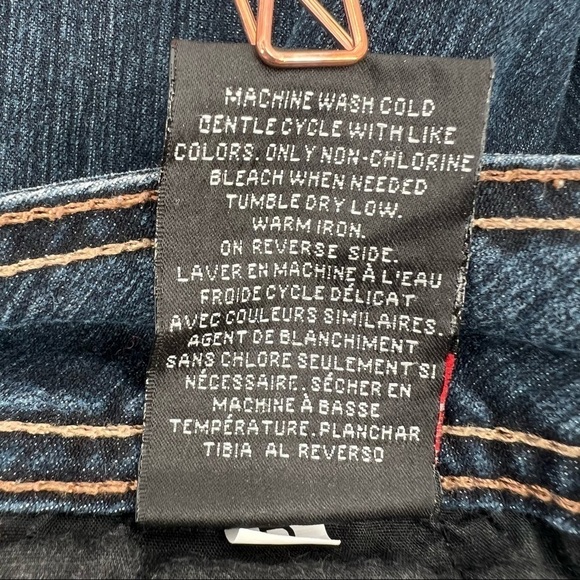 Style & Co. Tummy Control Bermuda Jean Shorts Size 10 Women's - Picture 6 of 6